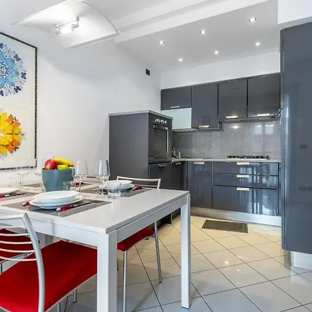 Luce With Free Parking * ألبا