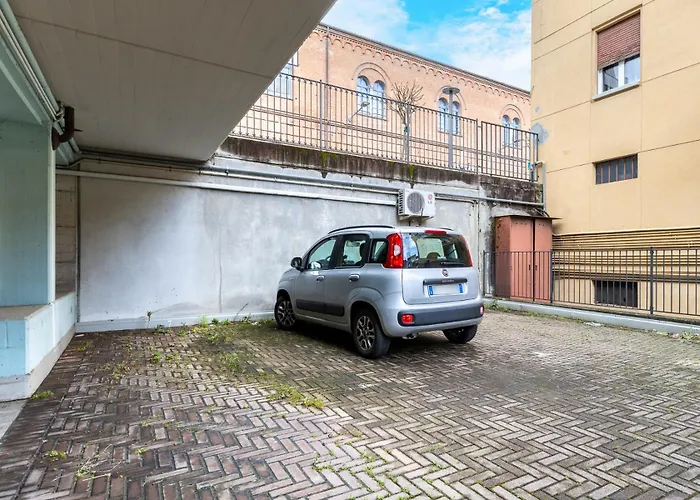 Luce With Free Parking * Alba