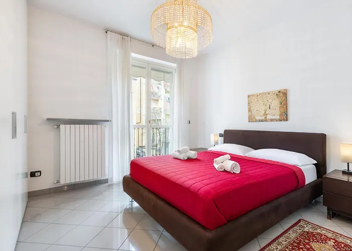 Luce With Free Parking